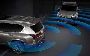 Tính năng của hệ thống cảnh báo phương tiện cắt ngang khi lùi xe RCTA